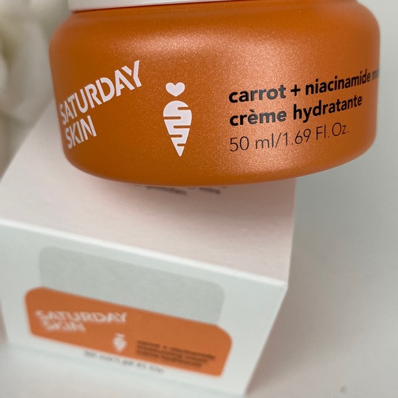 Saturday Skin moisturizing cream NEW! 50 ml./1.69 fl.oz. - Picture 11 of 15